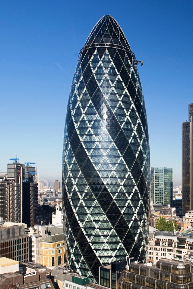 Необычный красивый небоскреб Мэри-Экс, Англия 