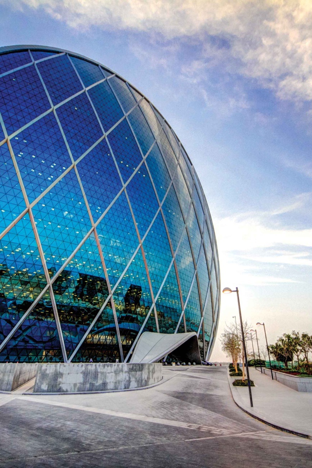 Необычный небоскреб Aldar HQ, Абу-Даби. ОАЭ 
