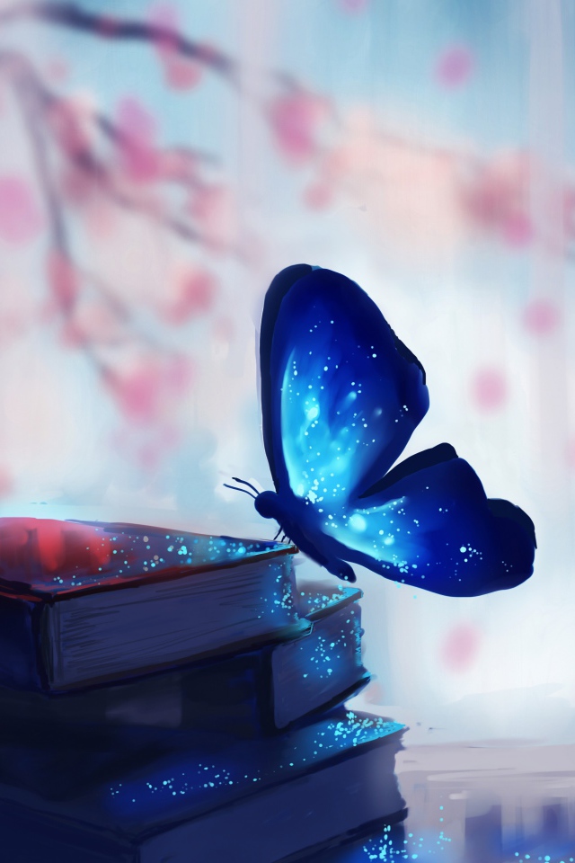 Голубая волшебная бабочка сидит на книгах
