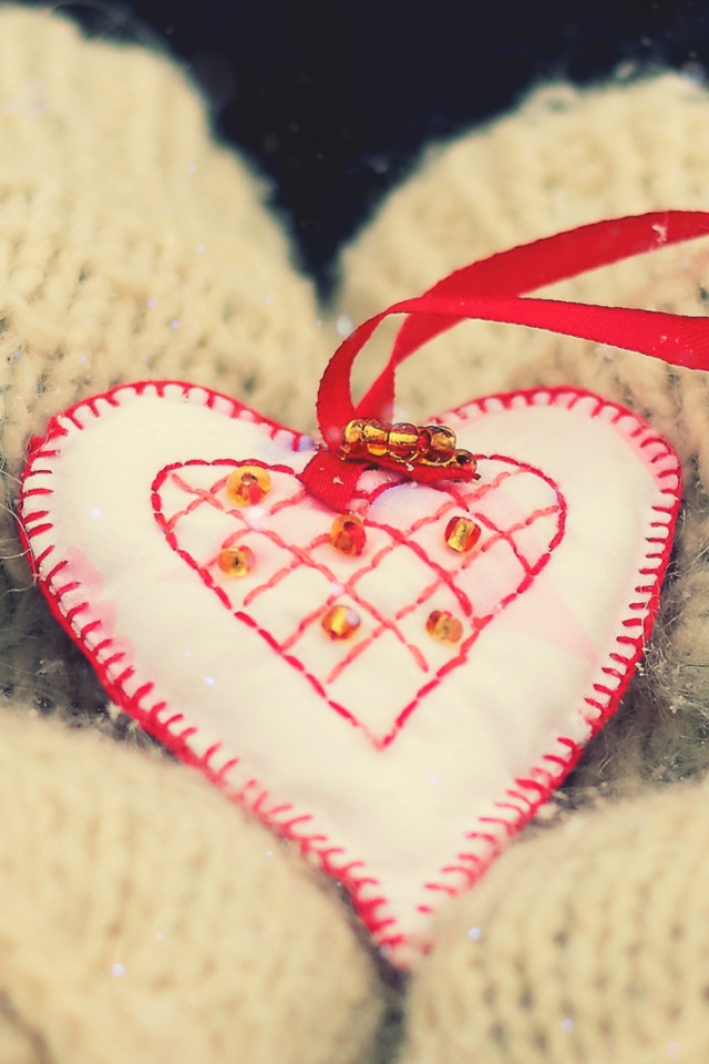 Признание в любви на ладонях 