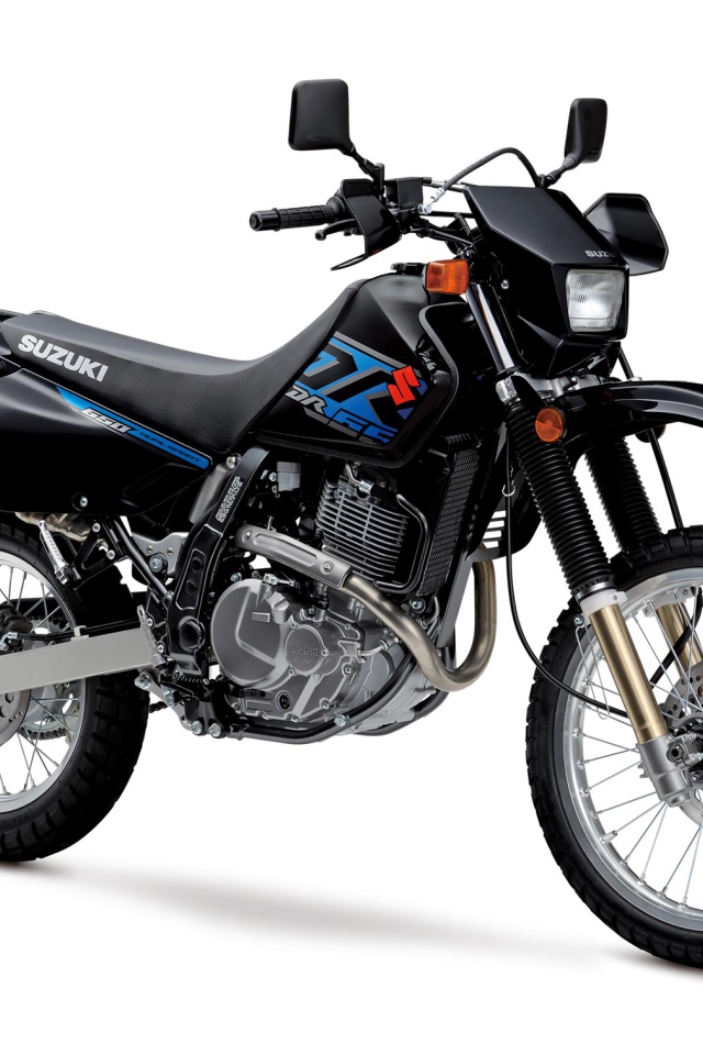 Стильный черный мотоцикл Suzuki DR650S 