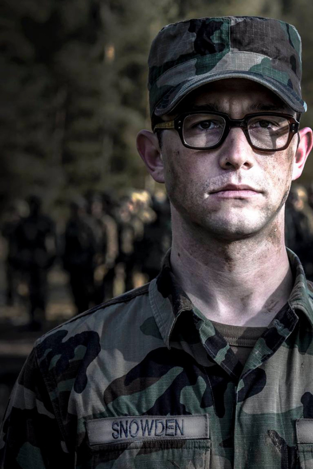 Актер Джозеф Гордон-Левитт  в фильме Сноуден 