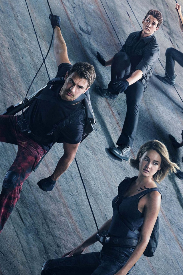 Главные герои фильма Дивергент, глава 4 Асцендент 