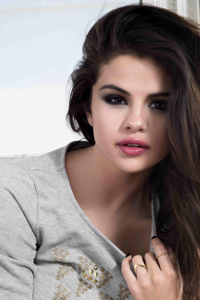 Американская исполнительница Селена Гомес 