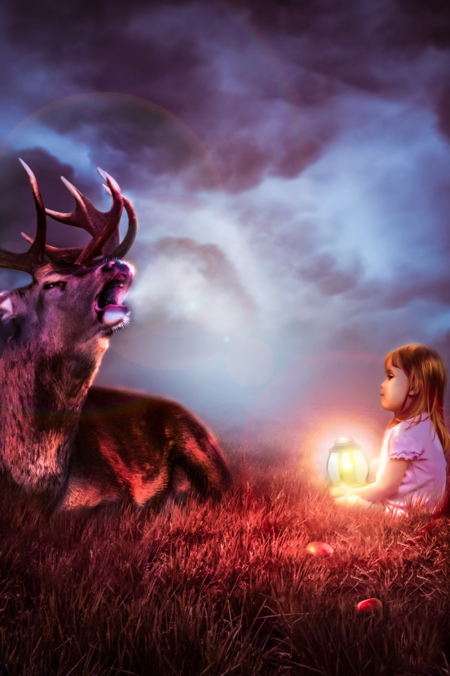 Маленькая девочка с большим оленем