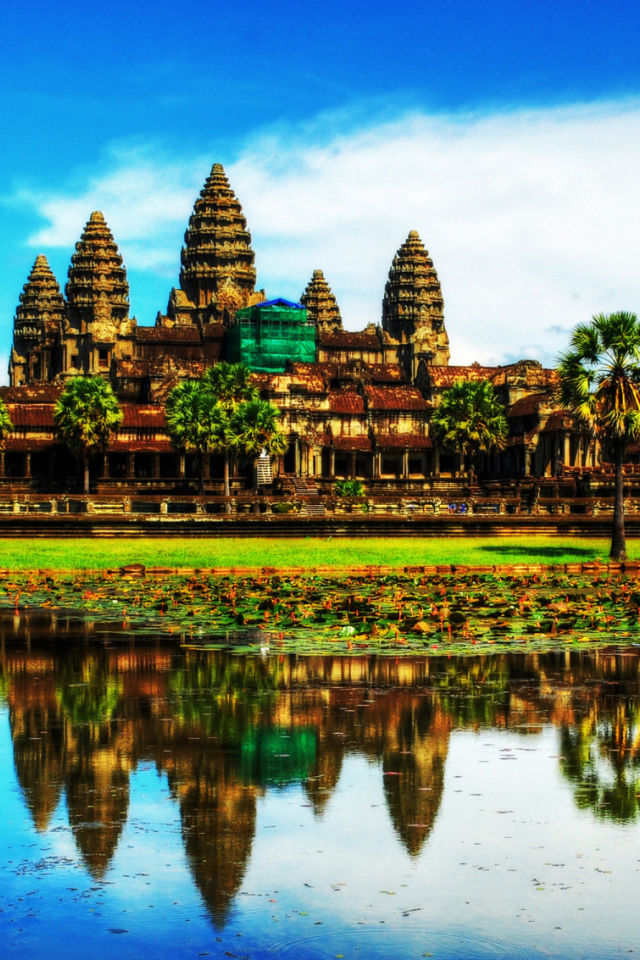 Старинная красота храма Ангкор Ват  