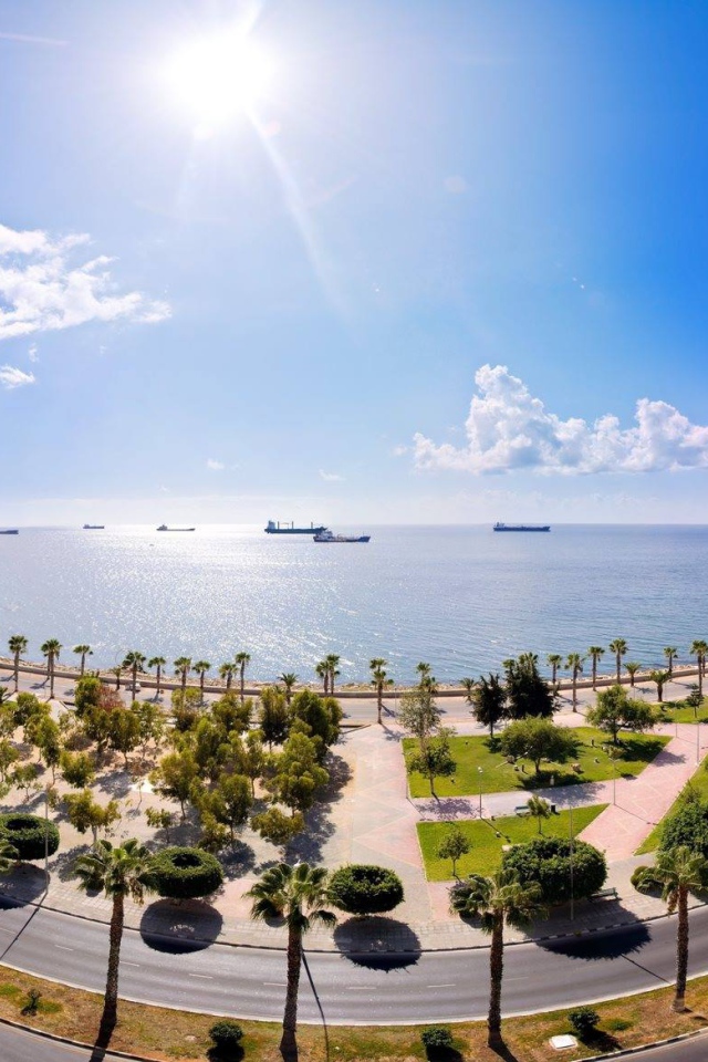 Панорама острова Кипр  