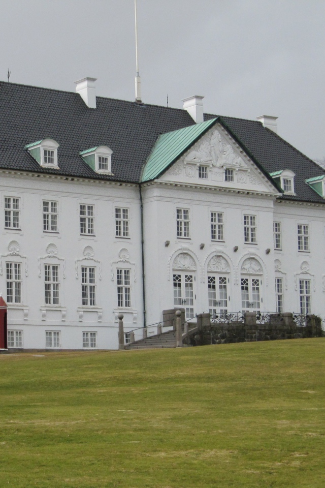 Дворец Марселисборг город Орхус, Дания 
