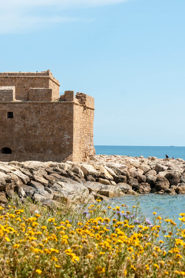 Средневековый Пафосский замок,  Кипр 