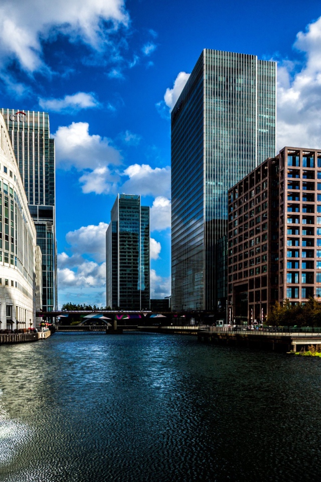 Деловой квартал Канэри-Уорф, Лондон, Великобритания