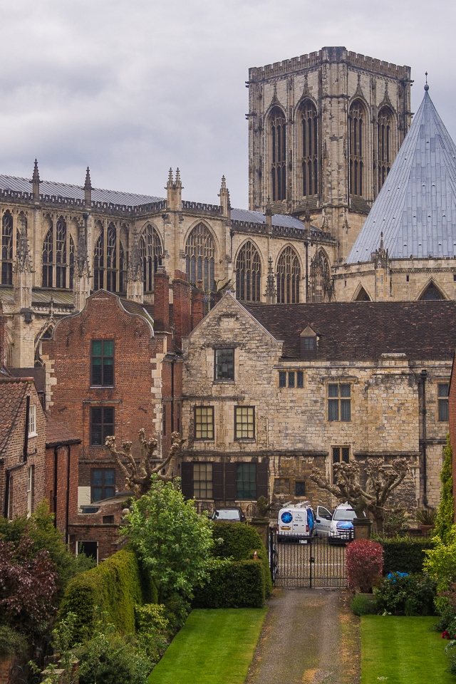 Старинный Йоркский собор, Англия 
