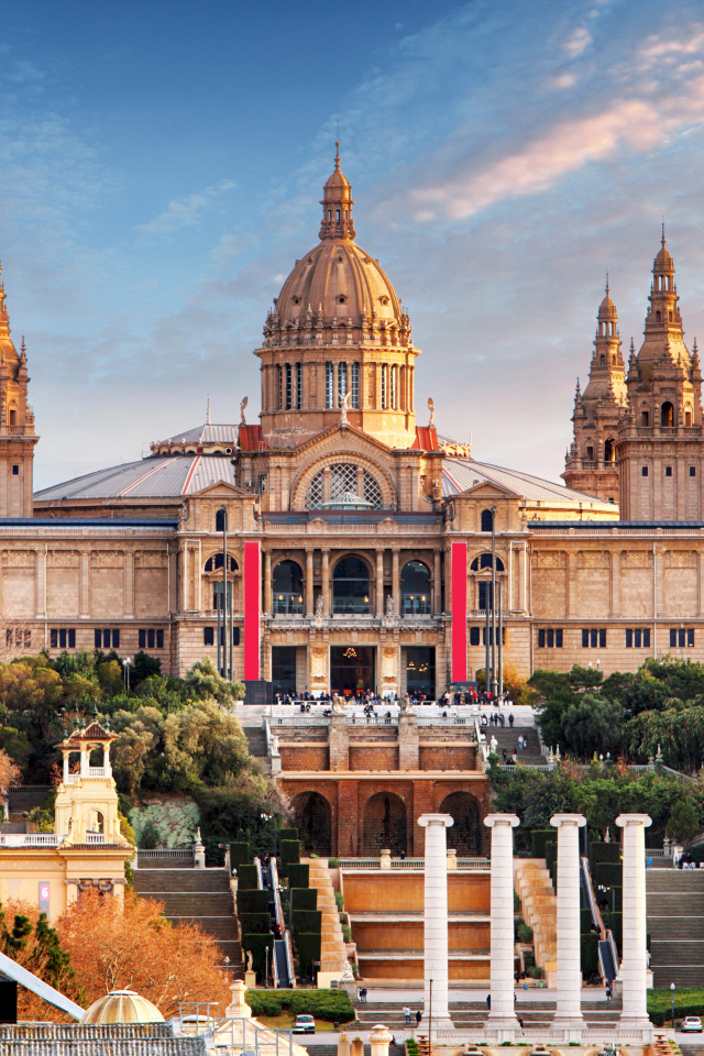 Красивый, национальный музей искусства Каталонии, Барселона. Испания