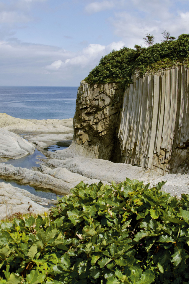Мыс Столбчатый, Курильские острова. Россия 