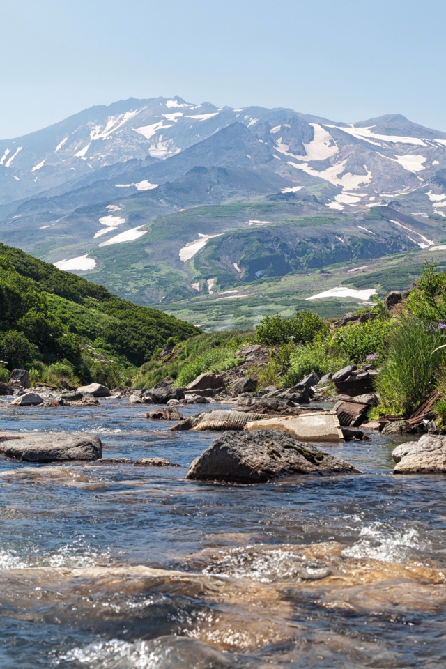 Живописный горный ручей, Камчатка Россия 