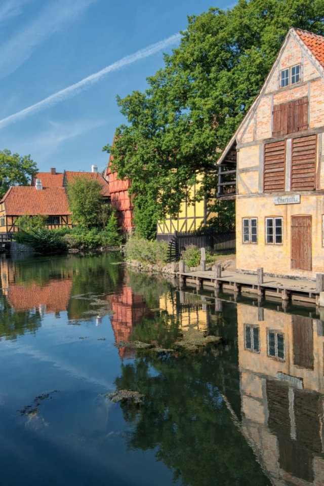 Старый город на воде Орхус, Дания 