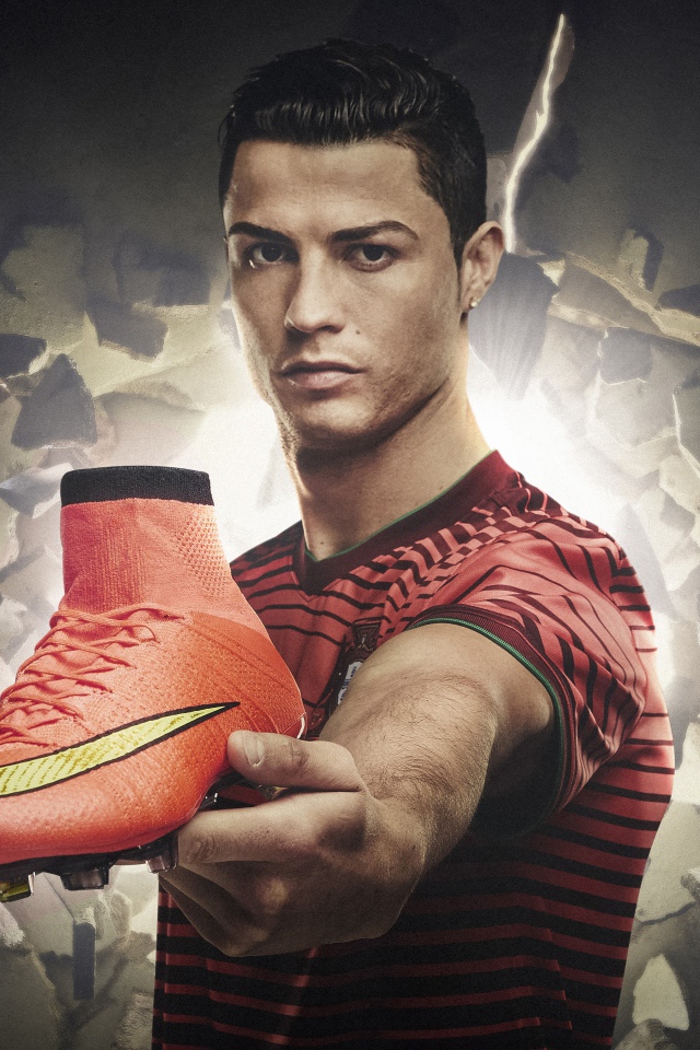 Криштиану Роналду рекламирует футбольные бутсы Найк 