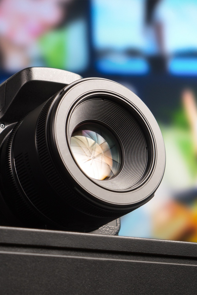 Цифровой зеркальный фотоаппарат Digital SLR