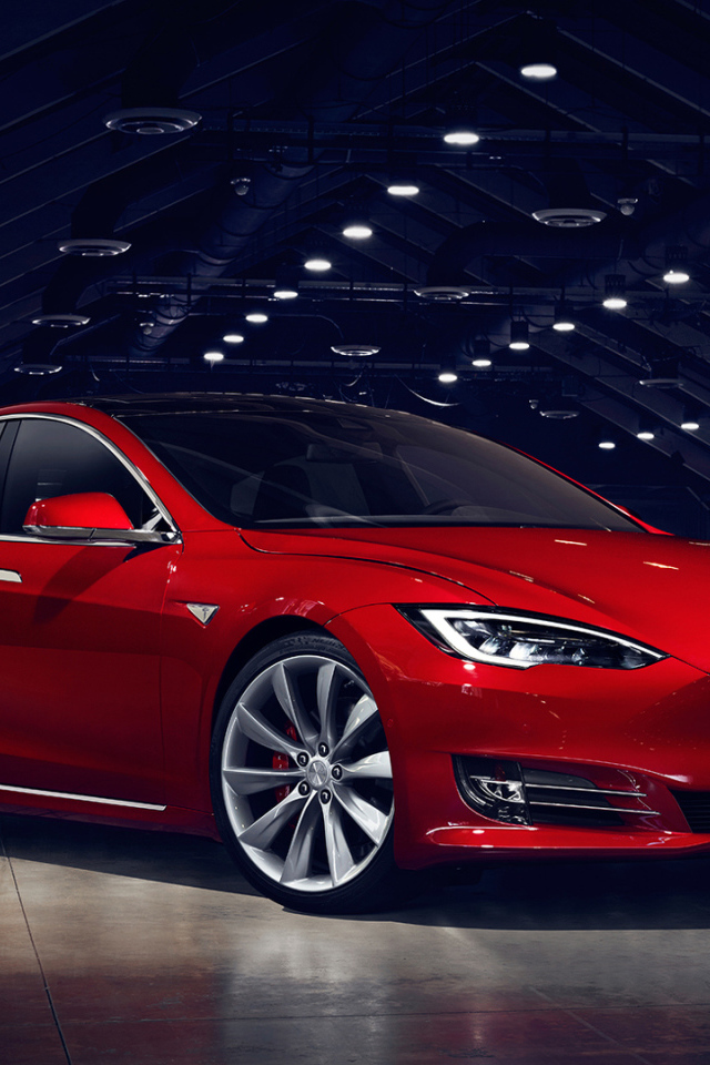 Инновационный электромобиль Tesla  Model S 