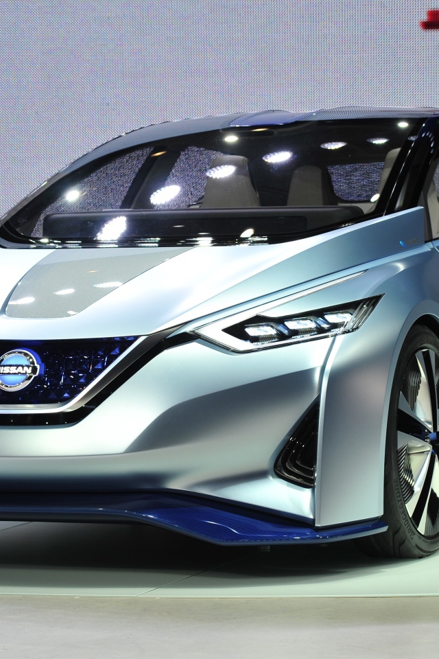 Электромобиль NISSAN LEAF модель  2017 года 