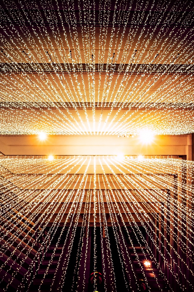 Яркие светящиеся линии, 3д графика