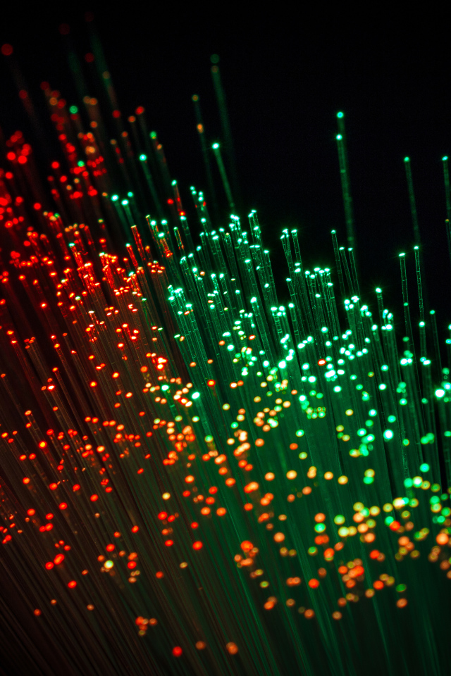 Оптические красные и зеленые линии на сером фоне 