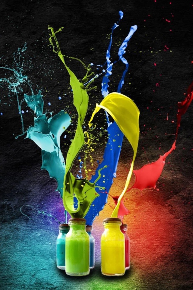 Брызги разноцветной краски в стеклянных банках 