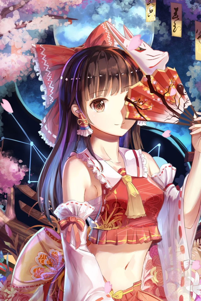 Девушка аниме Рейму Хакурей с веером в руке 