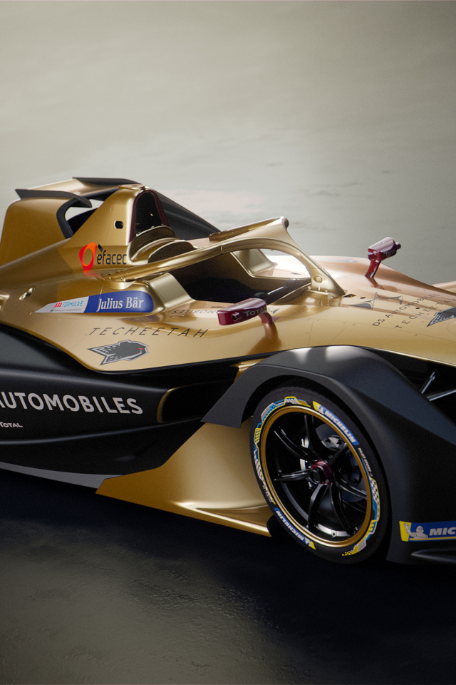 Гоночный автомобиль DS E-Tense FE 19 на сером фоне 