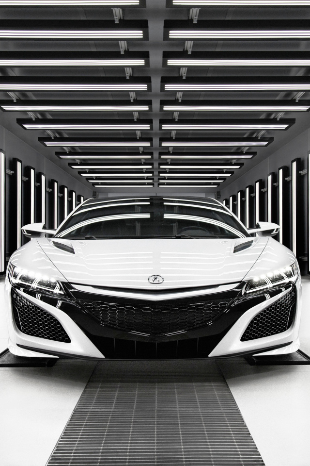 Белый автомобиль Acura NSX, 2019  вид спереди