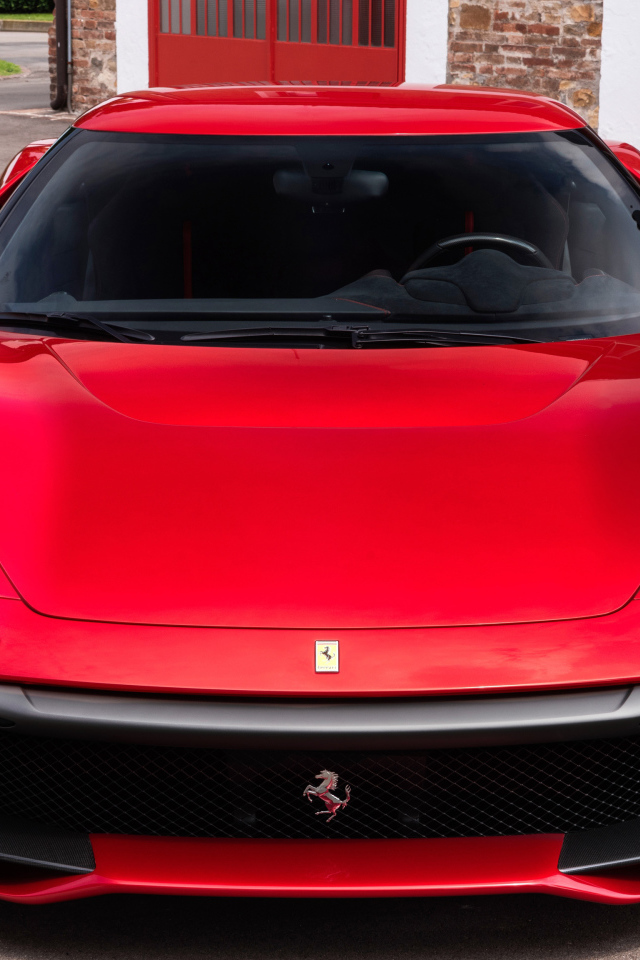 Красный стильный автомобиль Ferrari SP38, 2018 вид спереди