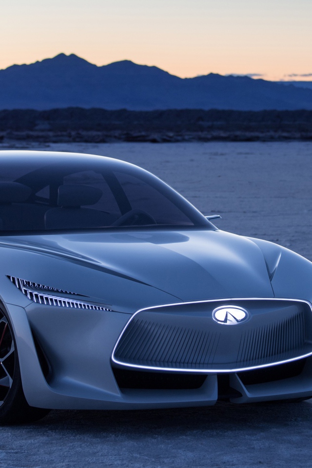 Автомобиль Infiniti Q Inspiration Concept, 2018 на закате
