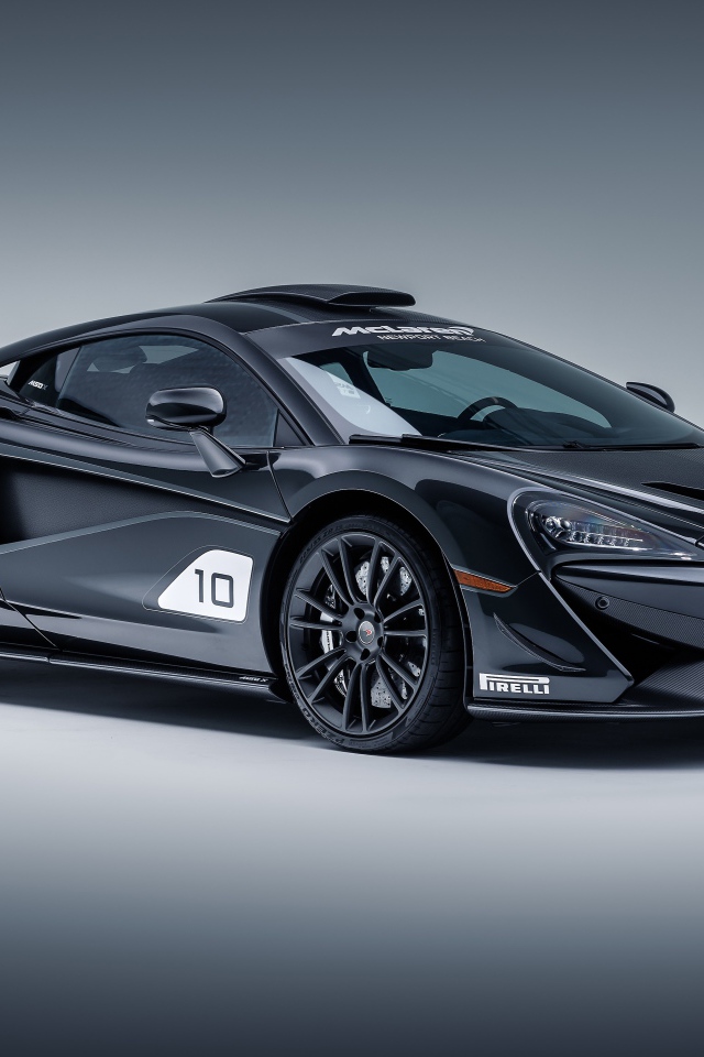 Черный гоночный автомобиль McLaren MSO X, 2018