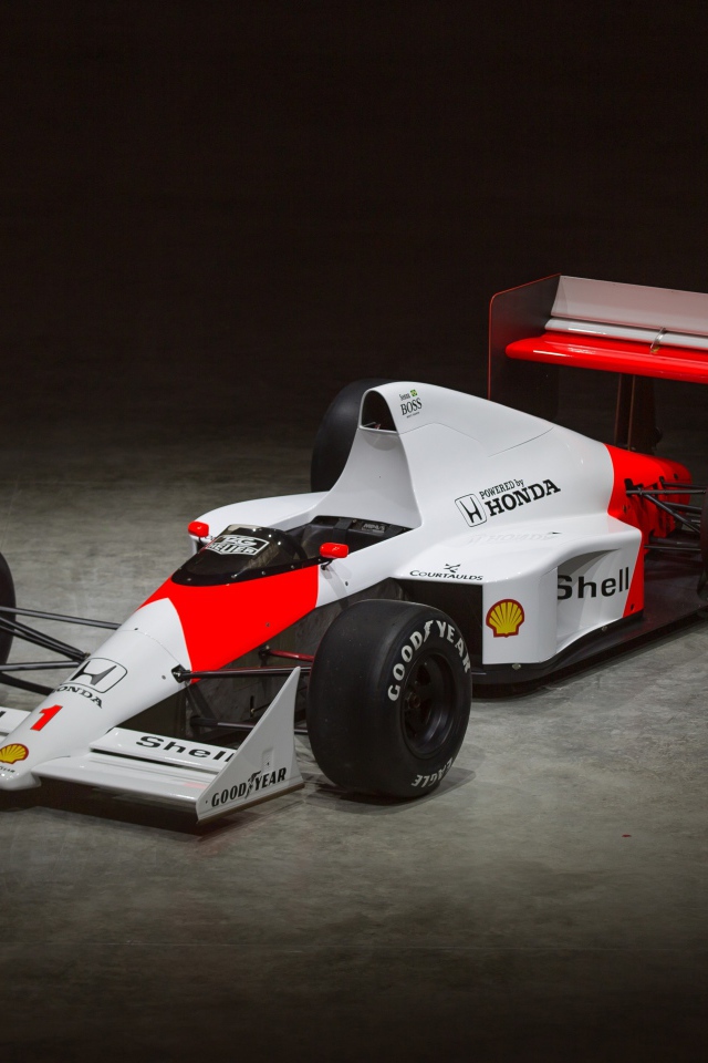 Гоночный автомобиль McLaren Senna P15, 2018