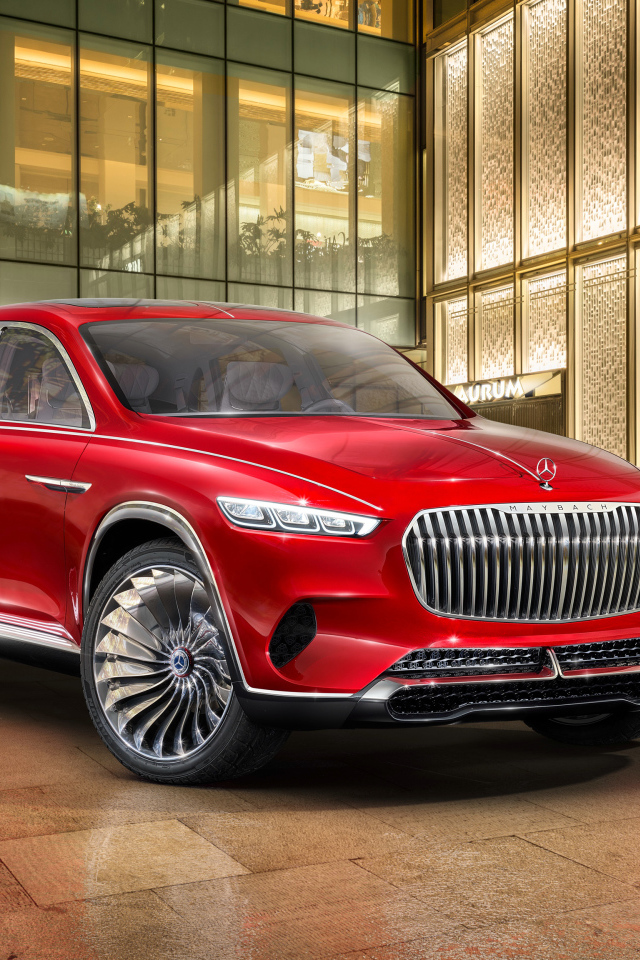 Красный стильный новый автомобиль Mercedes Maybach Ultimate Luxury, 2018 года