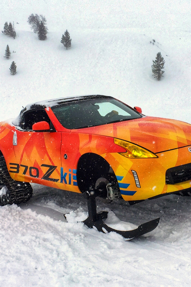 Автомобиль снегоход Nissan 370Zki, 2018