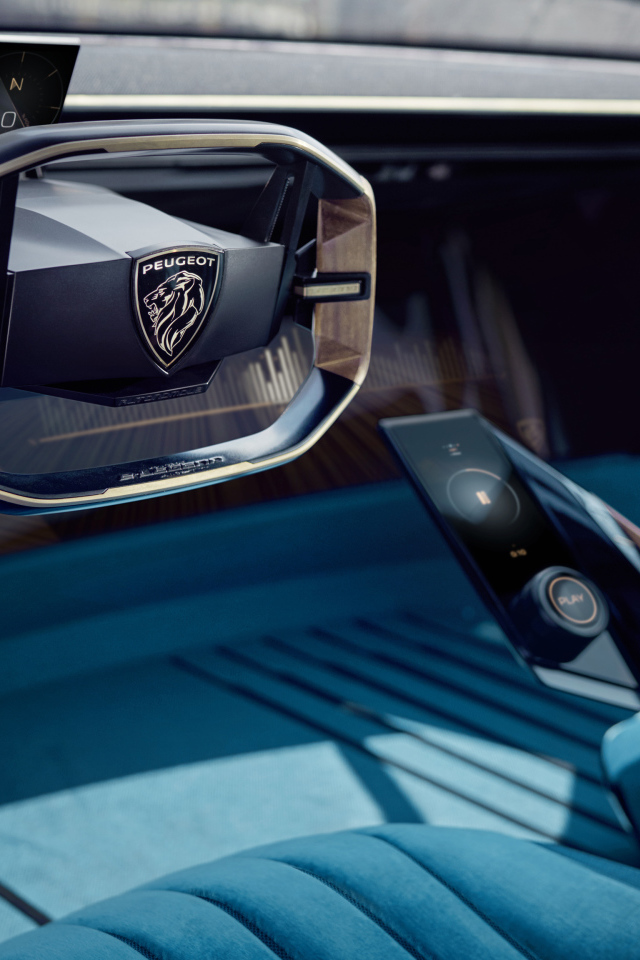 Салон автомобиля Peugeot E-Legend Concept