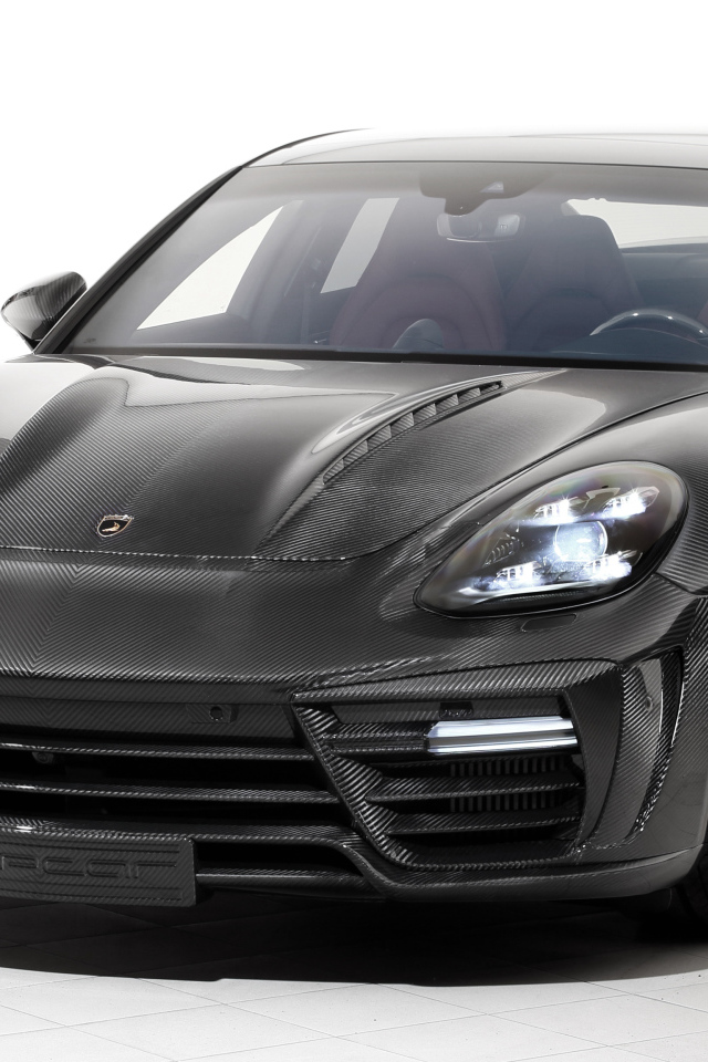 Черный автомобиль  Porsche Panamera Stingray GTR Carbon, 2018
