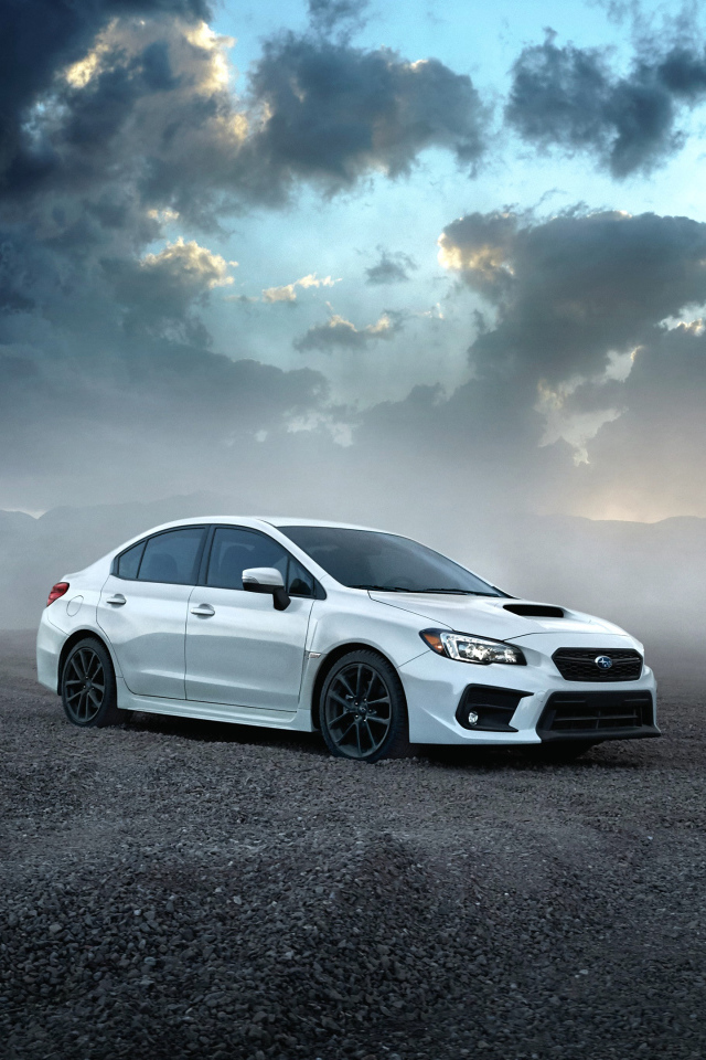 Белый новый автомобиль  Subaru WRX, 2018 