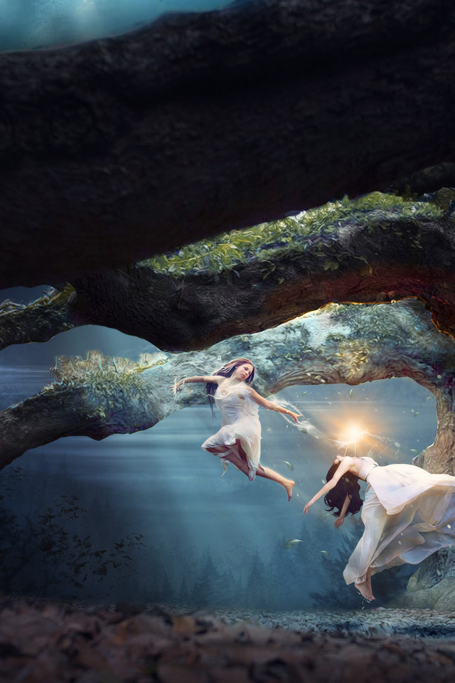 Две фантастические девушки парят в воздухе