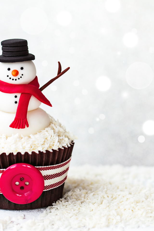 Новогодний капкейк со снеговиком