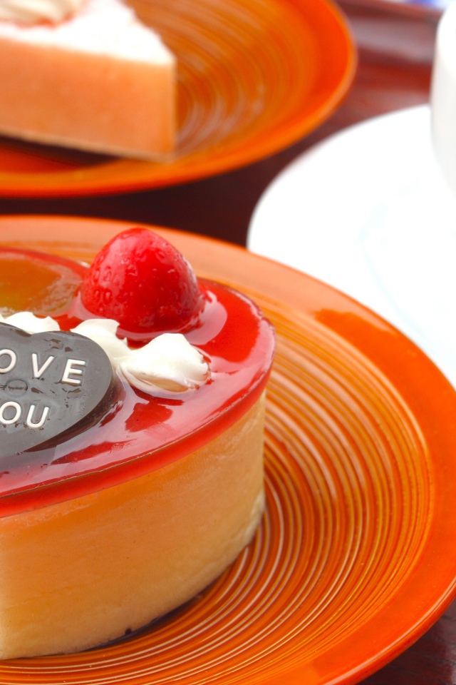 Аппетитное пирожное желе с шоколадным сердечком