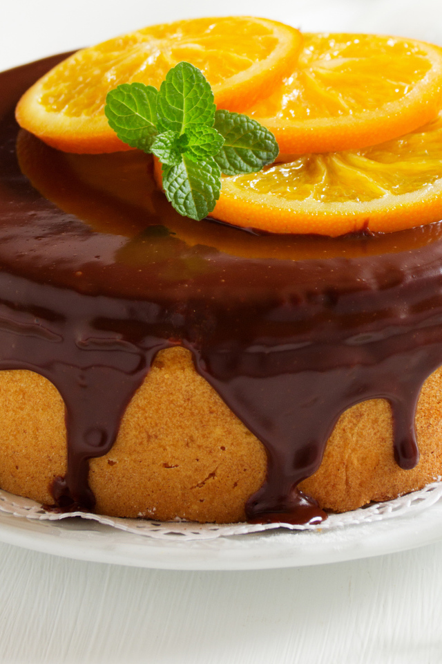 Праздничный пирог с шоколадом и апельсинами 