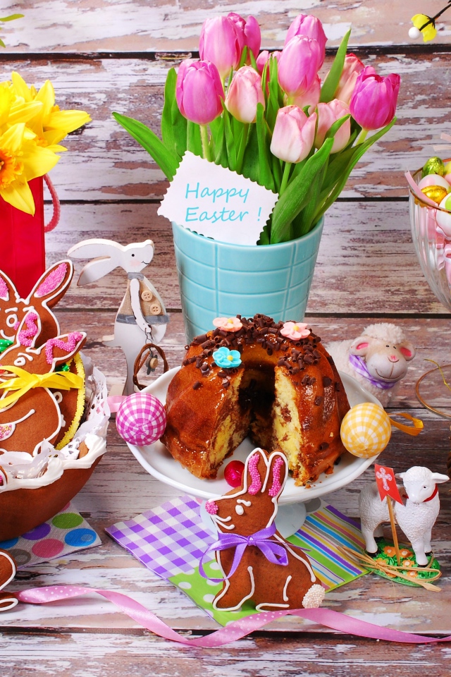 Вкусные праздничные угощения и живые цветы на праздник Пасха