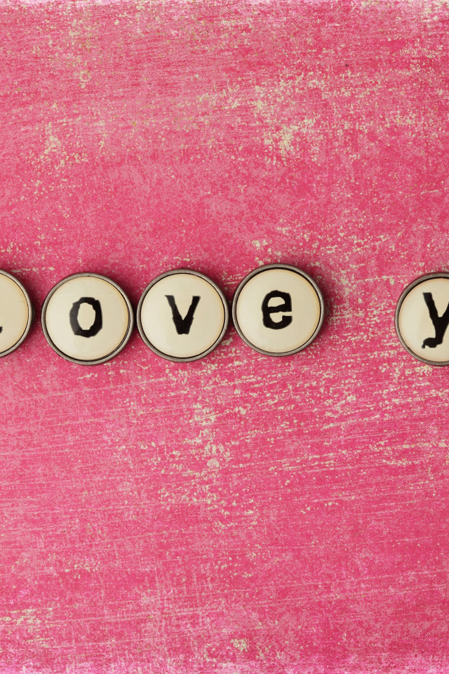 Надпись Я тебя люблю на розовом фоне