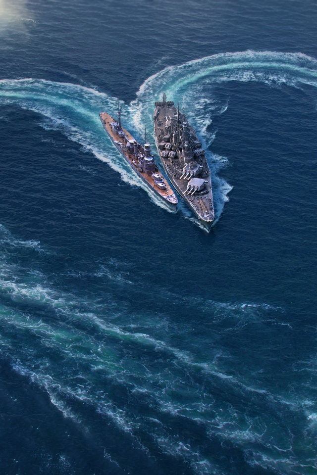 Корабли рисуют сердце на воде