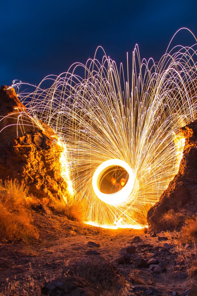 Искры среди скал