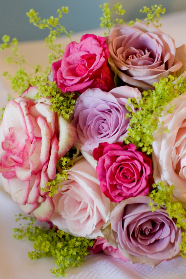 Красивый нежный букет роз 