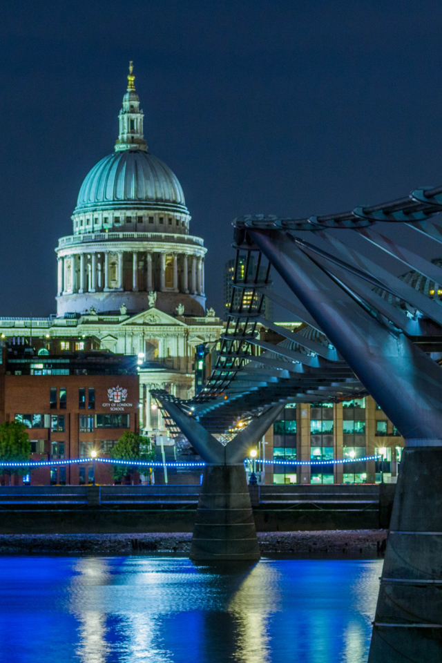 Собор Святого Павла у реки, Лондон. Англия