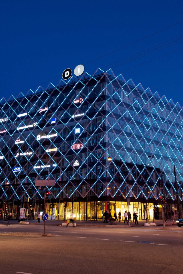 Красивое здание торгового центра города Копенгаген, Дания