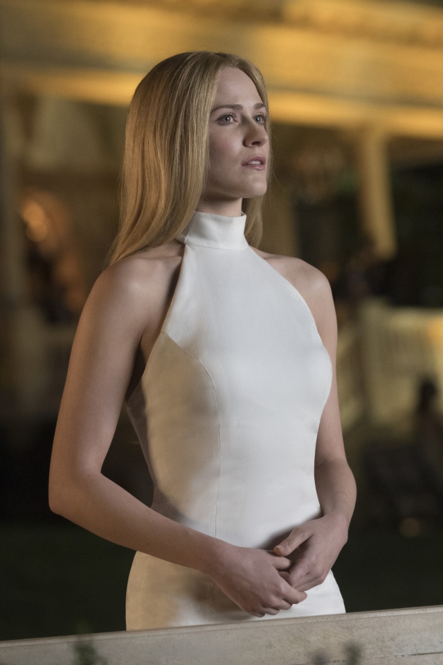 Американская актриса Эван Рэйчел Вуд в белом платье